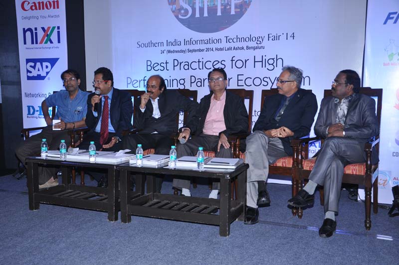 Panel discussion on VARS effected by e-commerce companies
